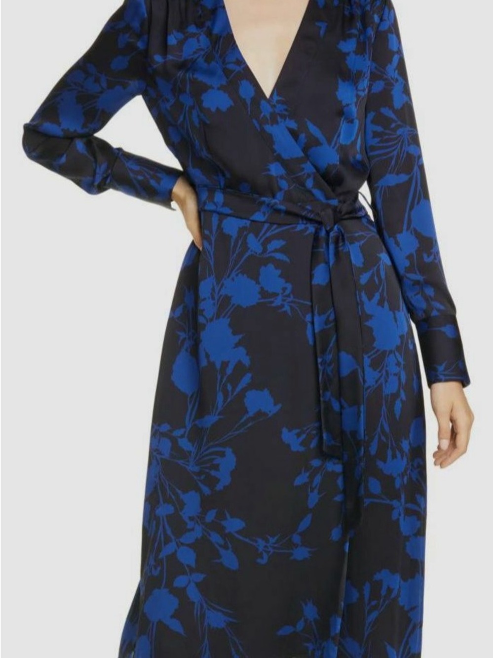 Cato Blue and Black Floral Wrap Robe